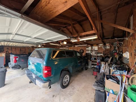 Photo of 5599 N State Road 9, Hope, IN