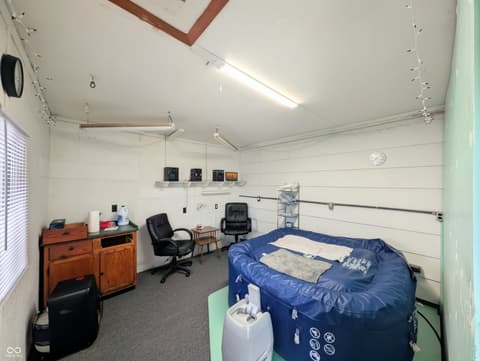 Photo of 5599 N State Road 9, Hope, IN