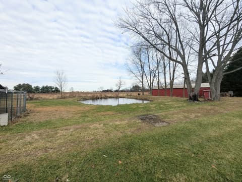 Photo of 5599 N State Road 9, Hope, IN