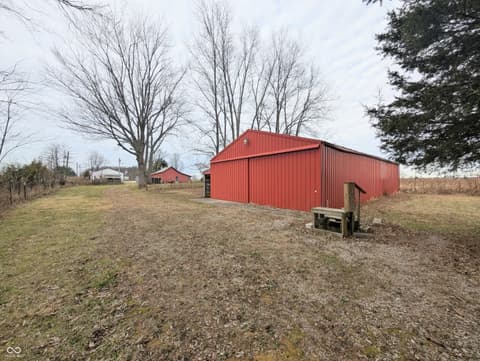 Photo of 5599 N State Road 9, Hope, IN