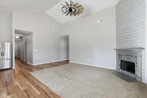 Photo of 121 Halldale Drive, Whiteland, IN