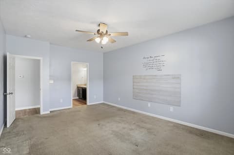 Photo of 121 Halldale Drive, Whiteland, IN