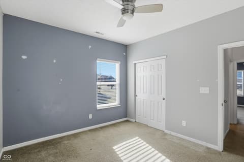 Photo of 121 Halldale Drive, Whiteland, IN