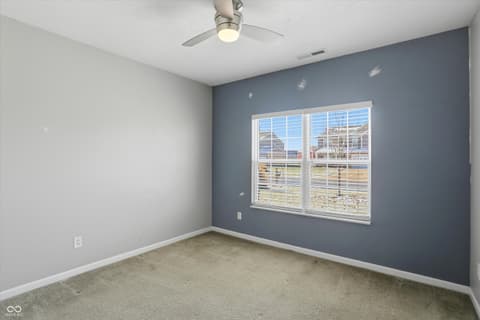 Photo of 121 Halldale Drive, Whiteland, IN