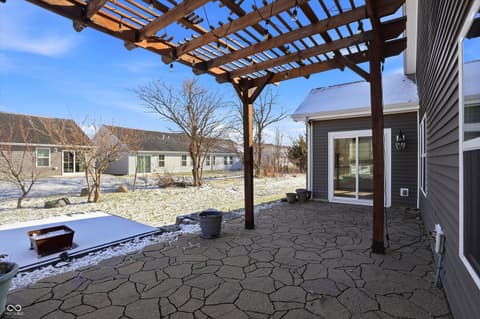 Photo of 121 Halldale Drive, Whiteland, IN