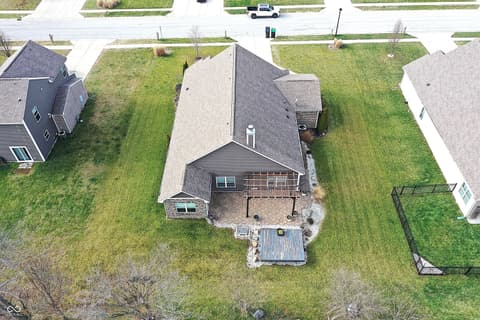 Photo of 121 Halldale Drive, Whiteland, IN