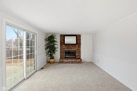 Photo of 744 Sunblest Boulevard, Fishers, IN