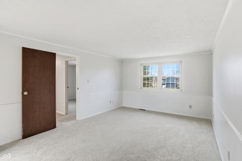 Photo of 744 Sunblest Boulevard, Fishers, IN