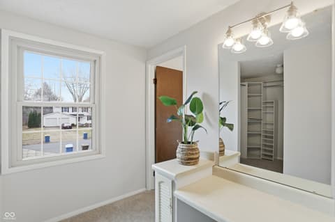 Photo of 744 Sunblest Boulevard, Fishers, IN