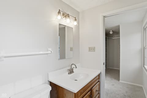 Photo of 744 Sunblest Boulevard, Fishers, IN