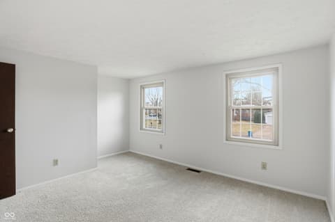 Photo of 744 Sunblest Boulevard, Fishers, IN
