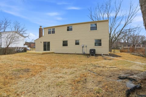 Photo of 744 Sunblest Boulevard, Fishers, IN