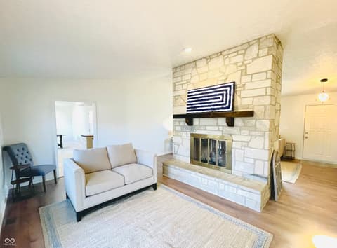 Photo of 1737 Brer Rabbit Drive, Greenwood, IN