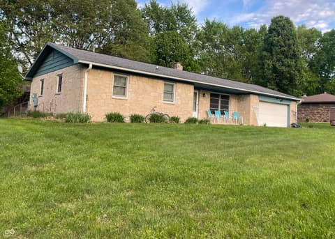 Photo of 1737 Brer Rabbit Drive, Greenwood, IN