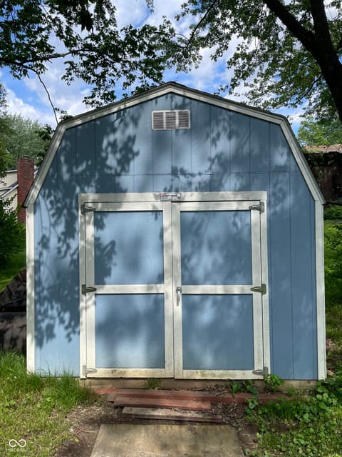 Photo of 1737 Brer Rabbit Drive, Greenwood, IN