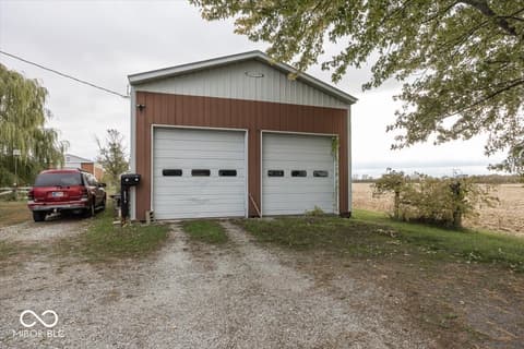 Barn — 5579 W US Highway 36, Middletown, IN