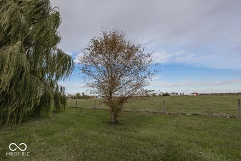 Yard at 5579 W US Highway 36, Middletown, IN