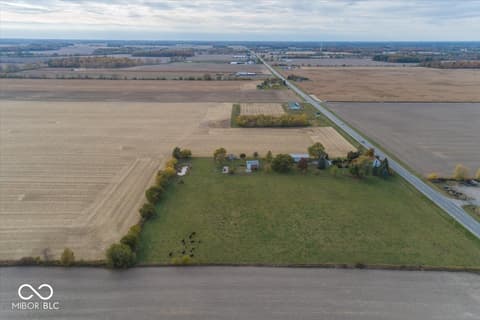 Aerial view at 5579 W US Highway 36, Middletown, IN