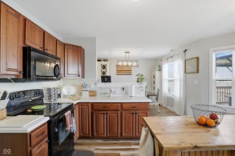 Photo of 990 Youngs Creek Drive, Franklin, IN