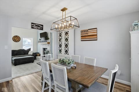 Photo of 990 Youngs Creek Drive, Franklin, IN