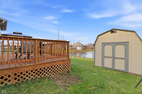 Photo of 990 Youngs Creek Drive, Franklin, IN