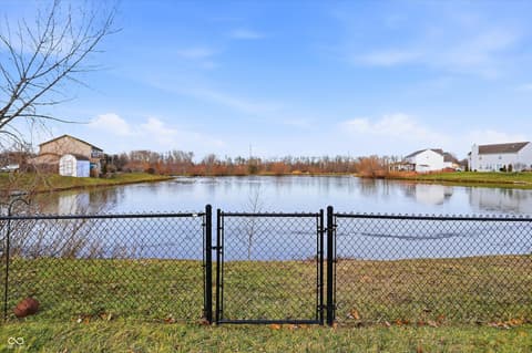 Photo of 990 Youngs Creek Drive, Franklin, IN