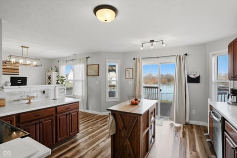 Photo of 990 Youngs Creek Drive, Franklin, IN