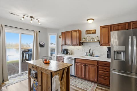 Photo of 990 Youngs Creek Drive, Franklin, IN
