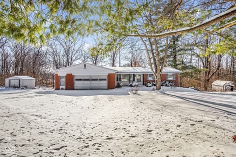 191 E Lakeview Drive