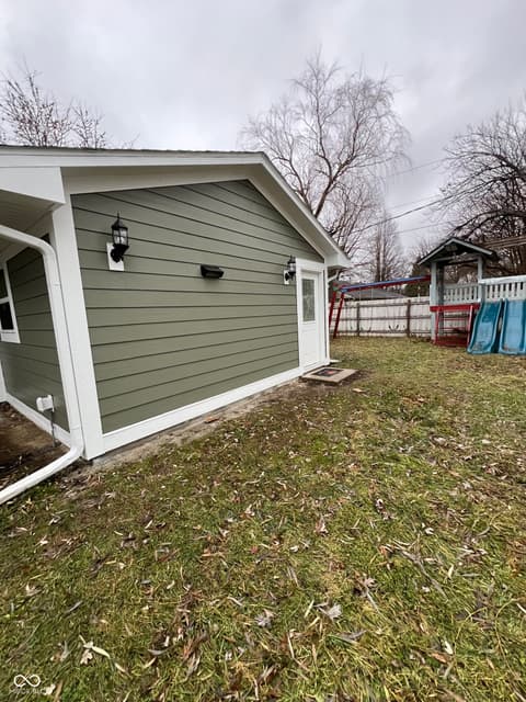 Yard at 7638 E 37th Place, Indianapolis, IN