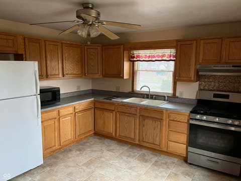 Photo of 716 Fairview Drive, Columbus, IN