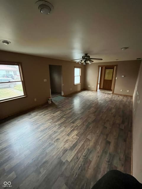 Photo of 716 Fairview Drive, Columbus, IN