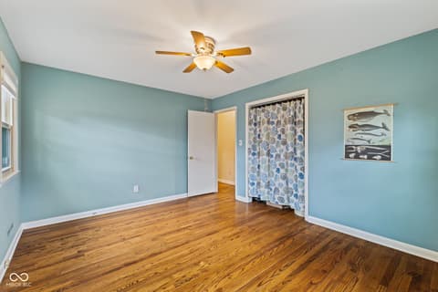 Primary bedroom at 907 Fairway Drive, Indianapolis, IN