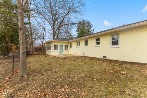 Photo of 907 Fairway Drive, Indianapolis, IN