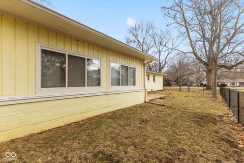 Photo of 907 Fairway Drive, Indianapolis, IN
