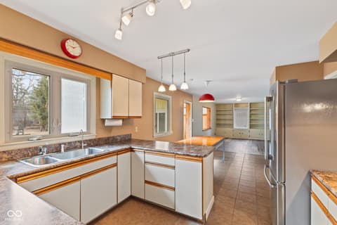 Kitchen at 907 Fairway Drive, Indianapolis, IN