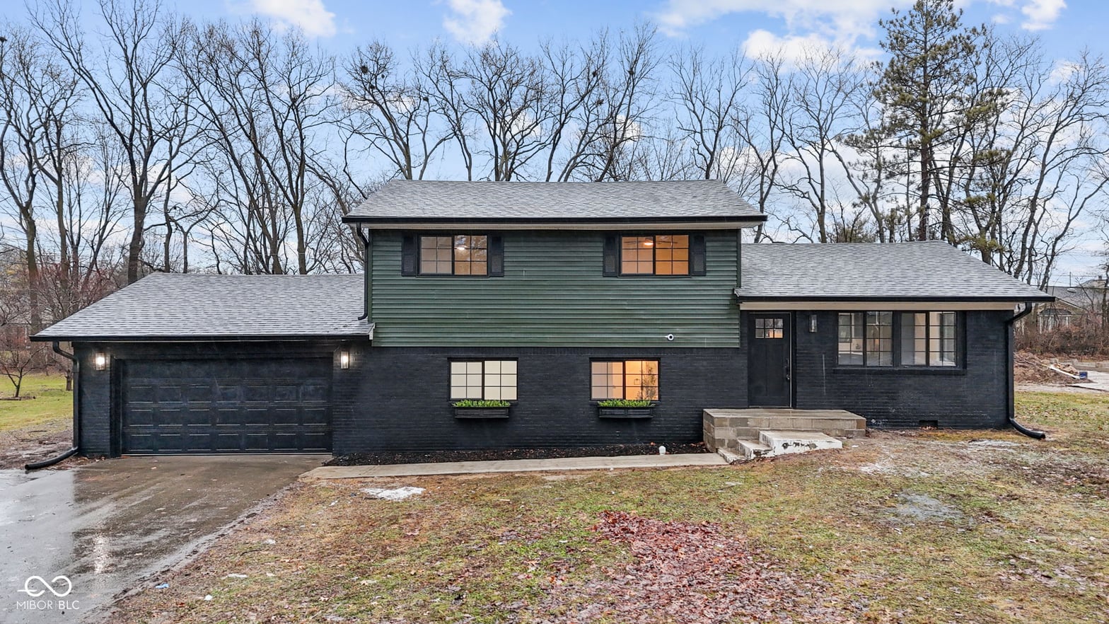Front exterior at 2712 Westleigh Drive, Indianapolis, IN