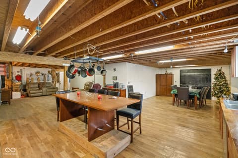 Dining room at 5395 State Road 39, Martinsville, IN