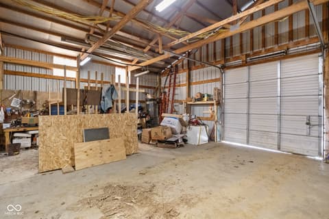 Garage at 5395 State Road 39, Martinsville, IN
