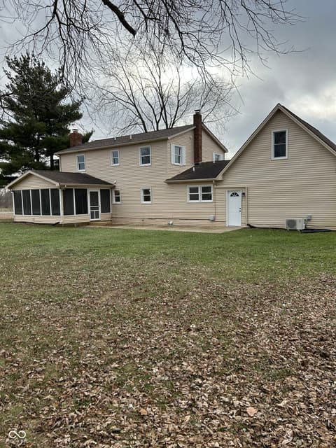 Backyard at 728 E County Road 100 N, Frankfort, IN