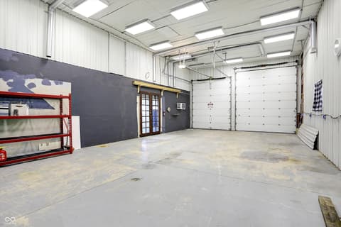 Garage at 940 W 1090 N, Fountaintown, IN