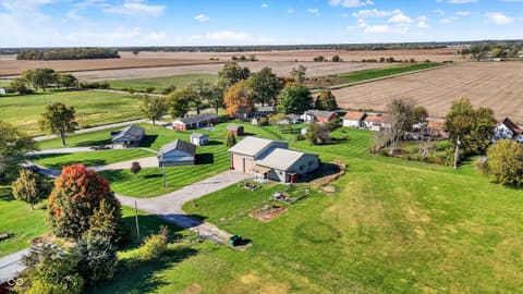 Aerial view at 940 W 1090 N, Fountaintown, IN