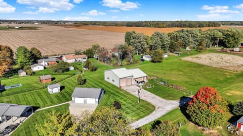 Aerial view at 940 W 1090 N, Fountaintown, IN