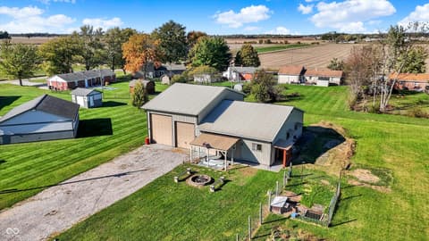 Aerial view at 940 W 1090 N, Fountaintown, IN
