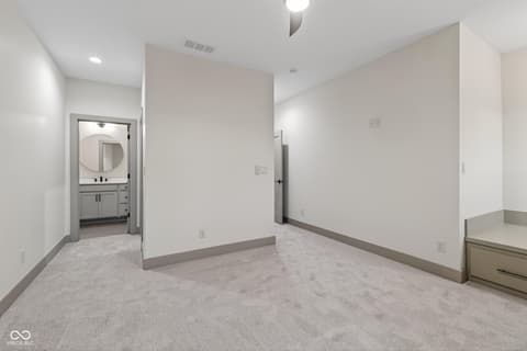 Photo of 5155 Abington Way, Zionsville, IN