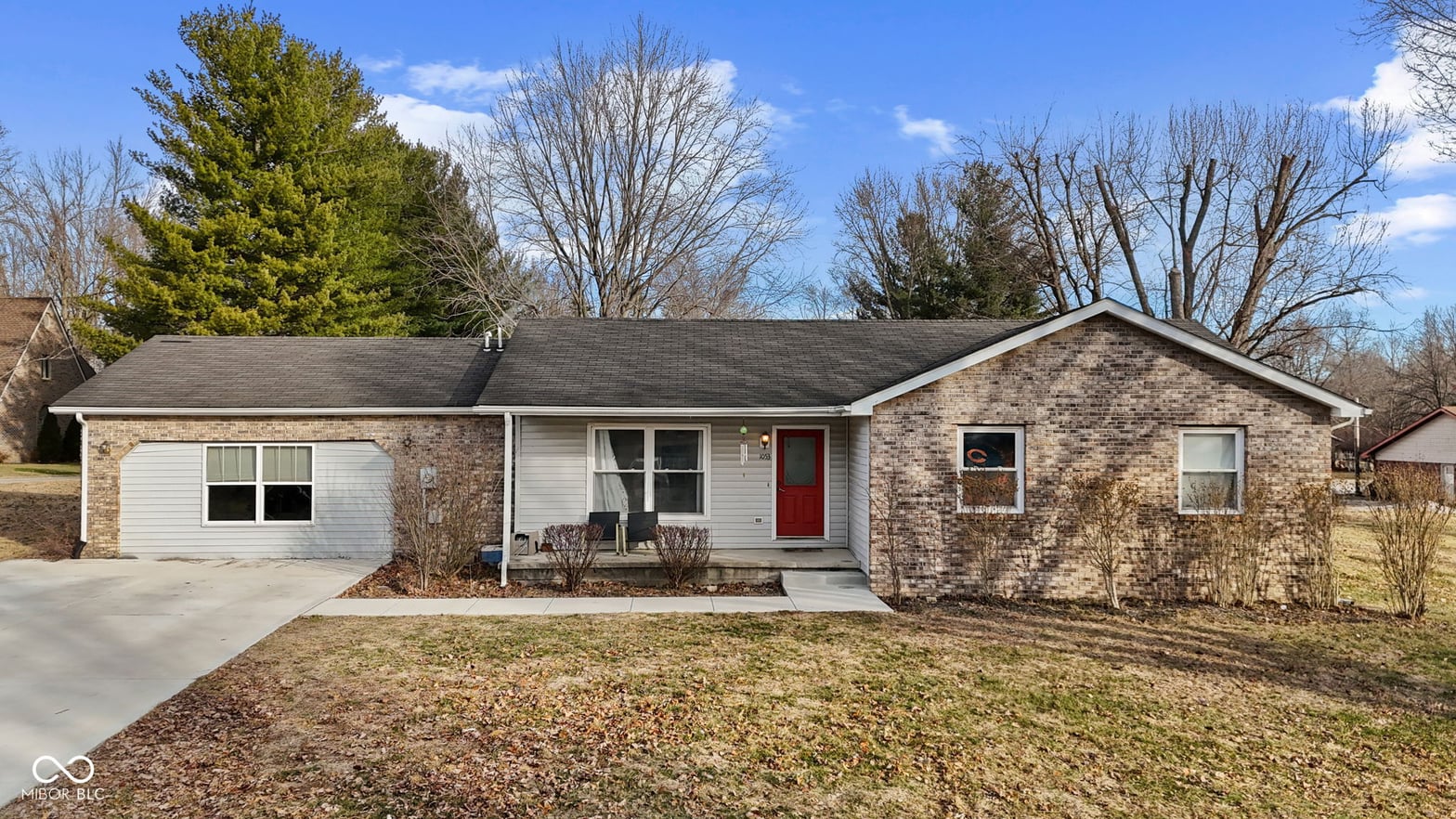 Front exterior at 1053 W Private Road 660 N, Brazil, IN