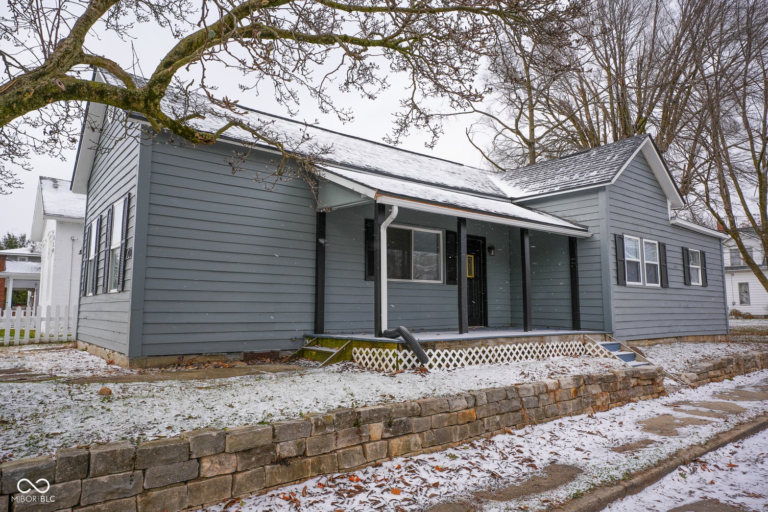 Front exterior at 406 W 6th Street, Anderson, IN