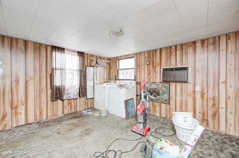 Laundry room at 1734 S County Road 1050 E, Indianapolis, IN