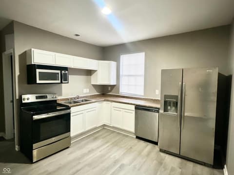 Kitchen at 416 N Mulberry Street, Muncie, IN