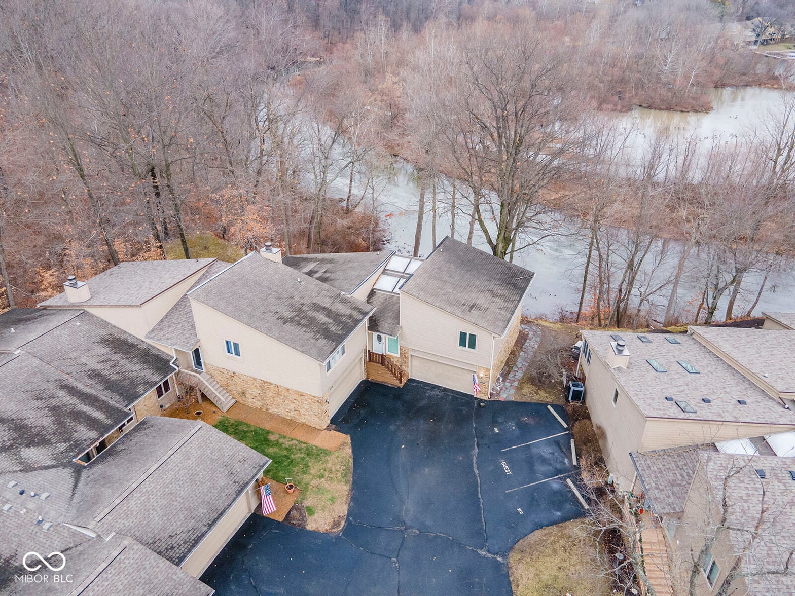 Aerial view at 309 Baywood Court, Noblesville, IN